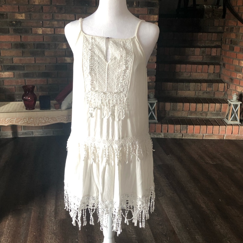 American Eagle Eyelet Dress - Picture 1 of 5